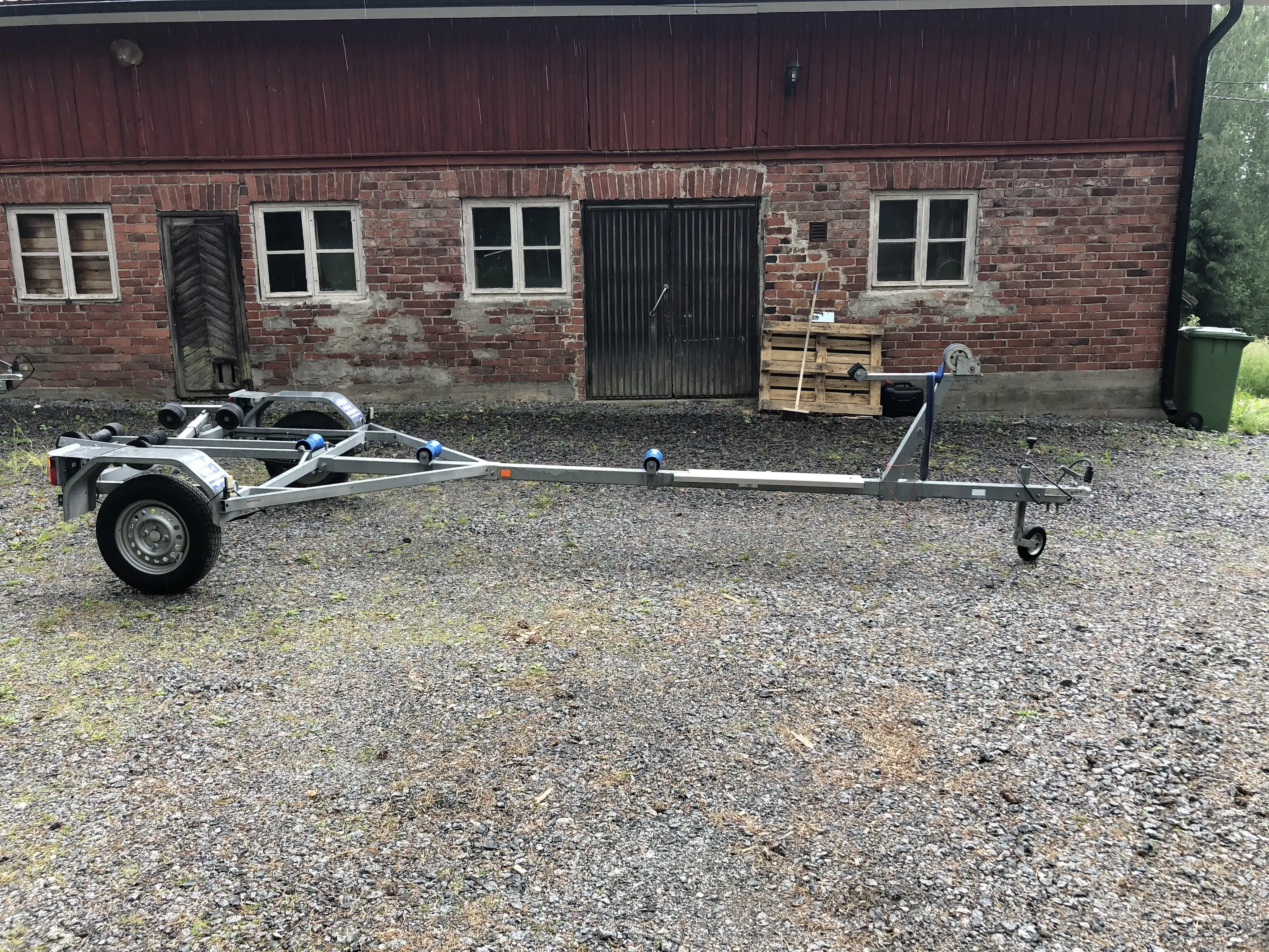Vuokrattava venetraileri Sastamala, Aku 750 VL-2/456